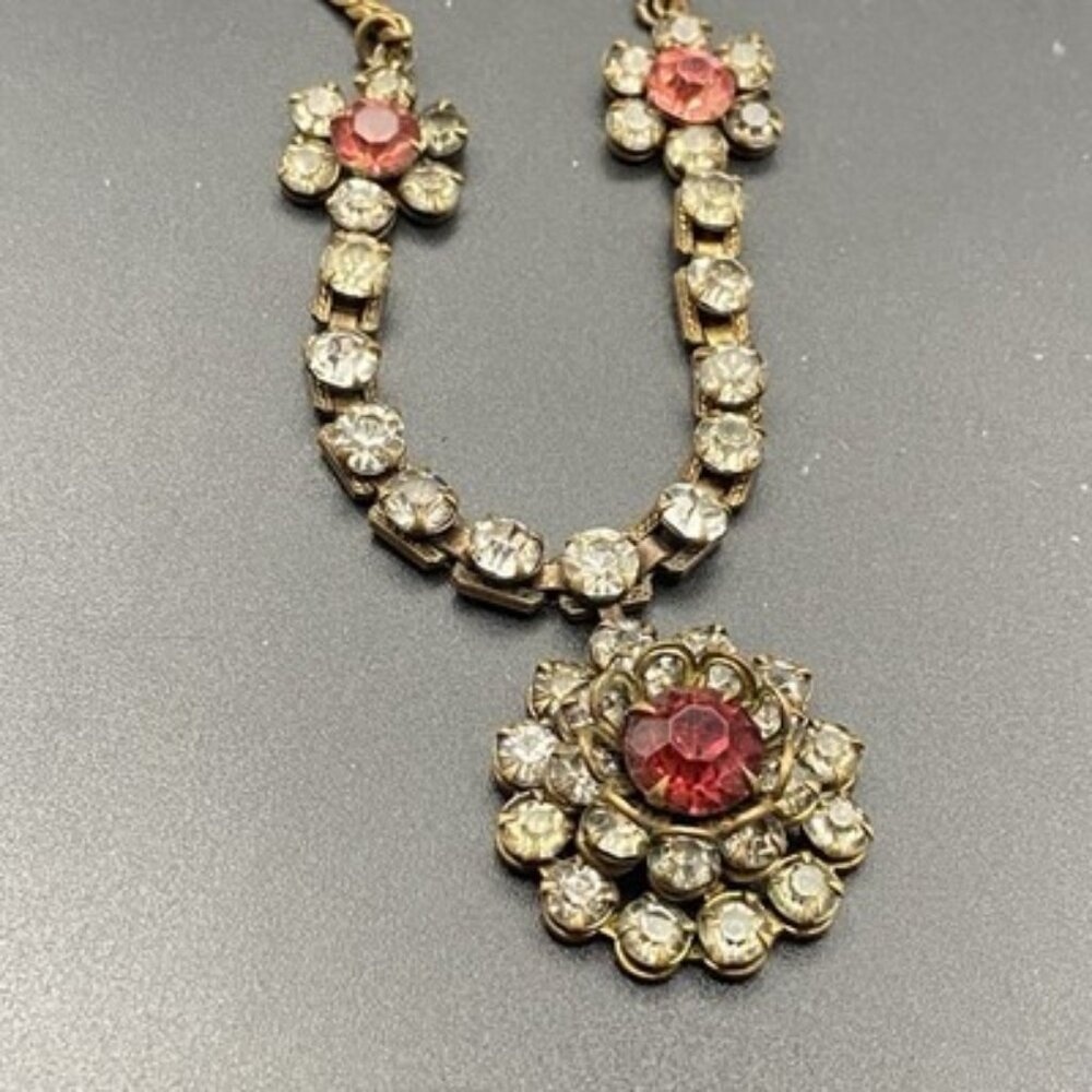 Vtg 1940s Rhinestone Necklace Dark Pink Clear Floral Brass UV Glow Stones 16.5" - Picture 10 of 10